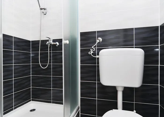 In With Wifi Apartment Nin